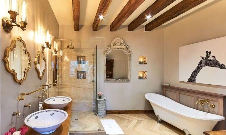 Ванная комната с жирафами: сафари в вашем доме